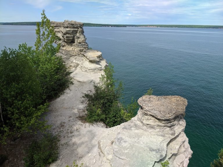 Top 6 Must Visit Attractions in Michigan’s Upper Peninsula Over The